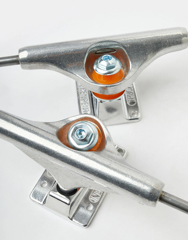 INDEPENDENT: Hollow Forged MID Trucks